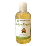 Aceite de almendras dulces con aloe vera.